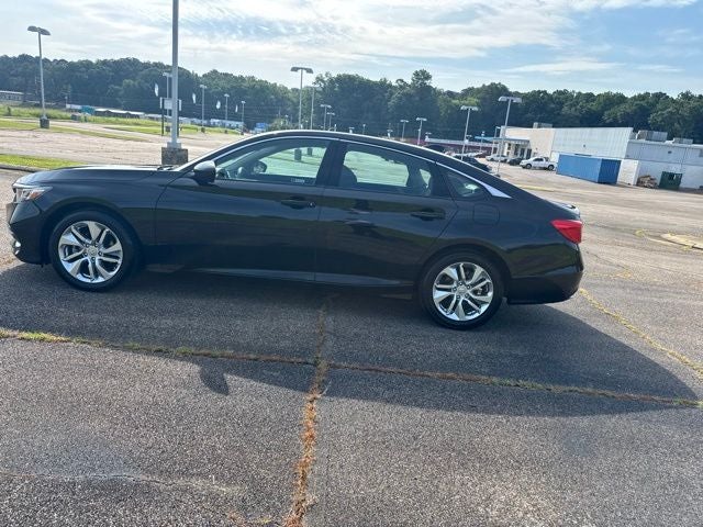 2019 Honda Accord — detail view