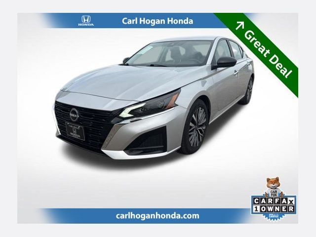 2025 Nissan Altima 2.5 SV in Brilliant Silver Metallic — front three-quarter view
