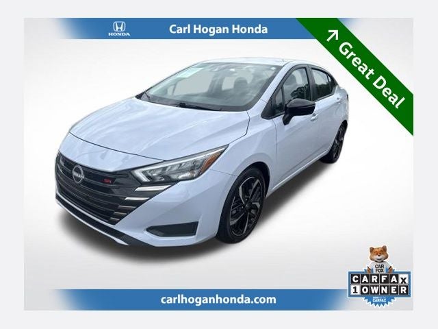 2024 Nissan Versa 1.6 SR in Pearl — front three-quarter view