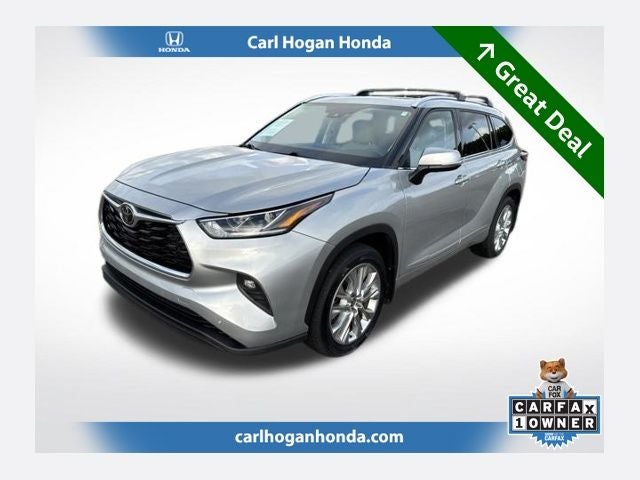 2022 Toyota Highlander Limited in Celestial Silver Metallic — front three-quarter view